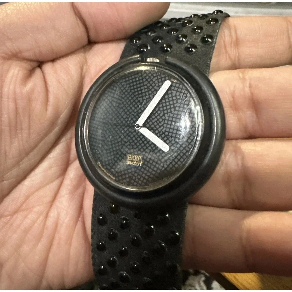 Working Vintage POP Swatch Watch 1989 Studded‎ Fabric Strap Black 39mm Rare Runs
